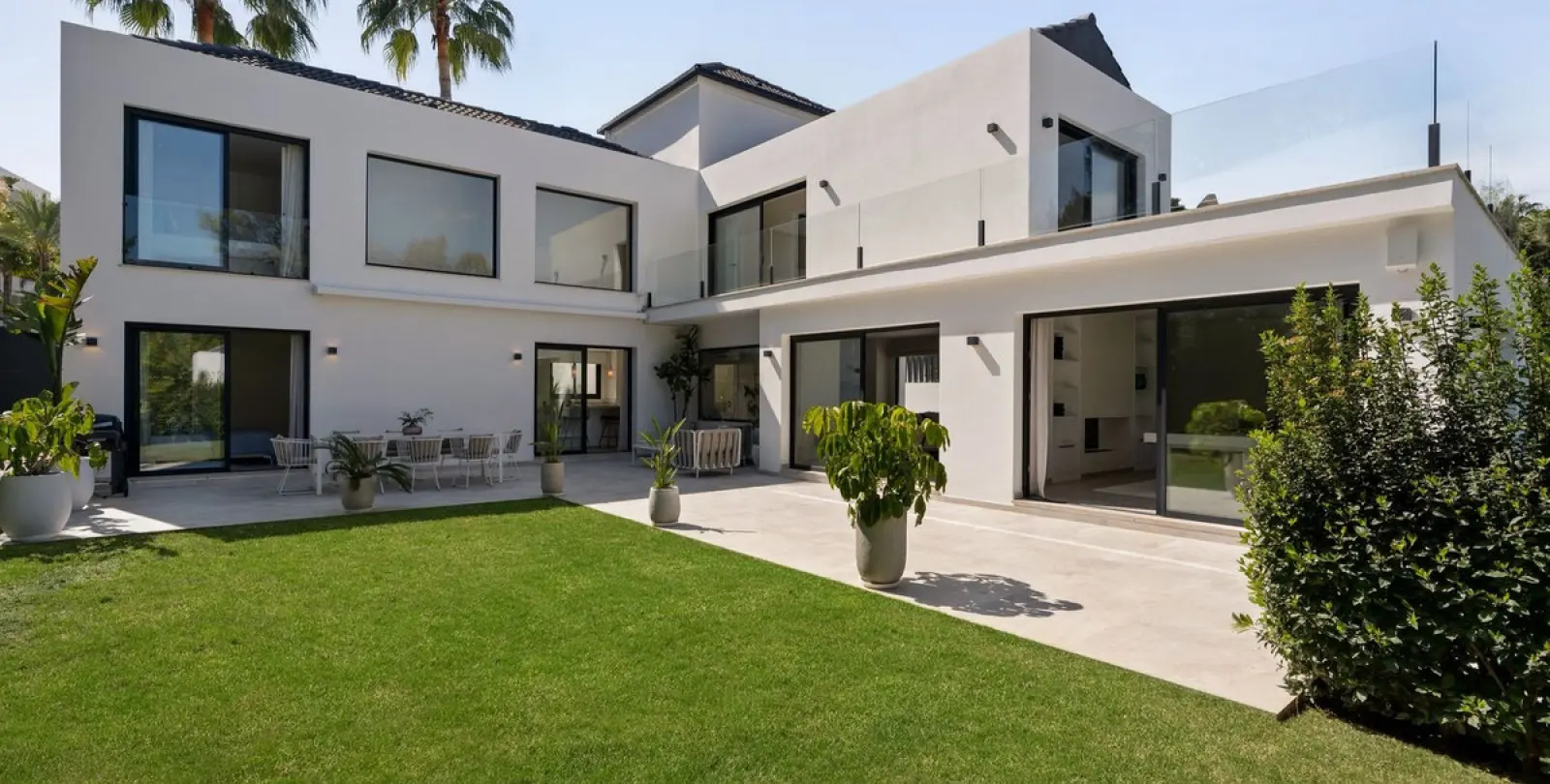 Long-term rent of detached villa in Marbella 8