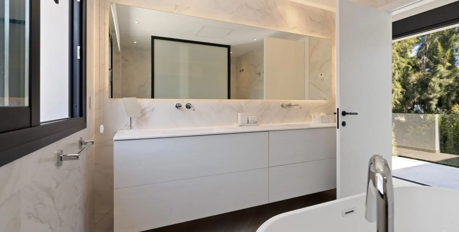 Long-term rent of detached villa in Marbella 16