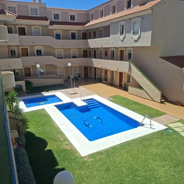 Sale of middle floor apartment in Benalmadena
