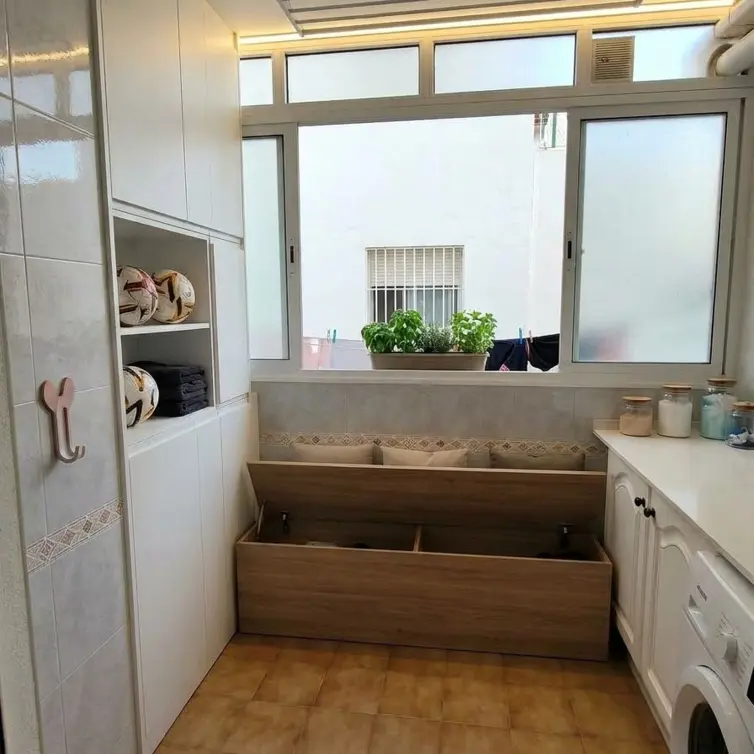 Venta de apartamento en planta media en Estepona
