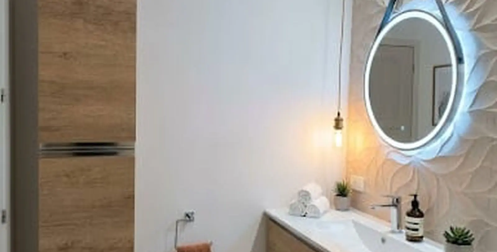 Sale of middle floor apartment in Estepona 14