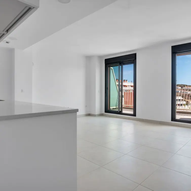 Sale of middle floor apartment in Mijas
