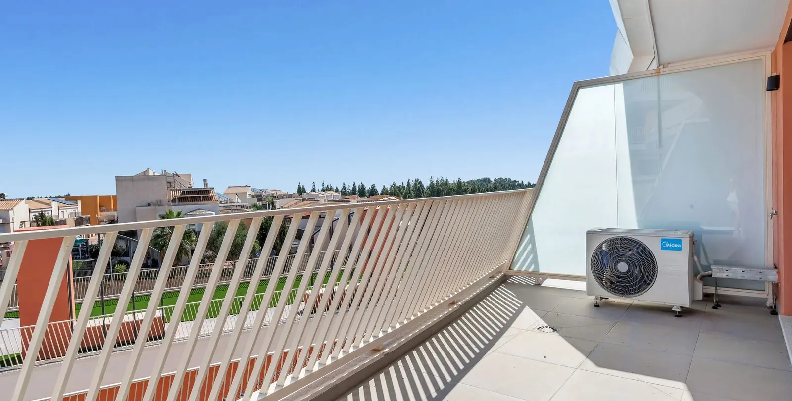 Sale of middle floor apartment in Mijas 13