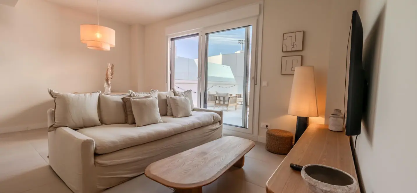 Sale of penthouse in Estepona 0