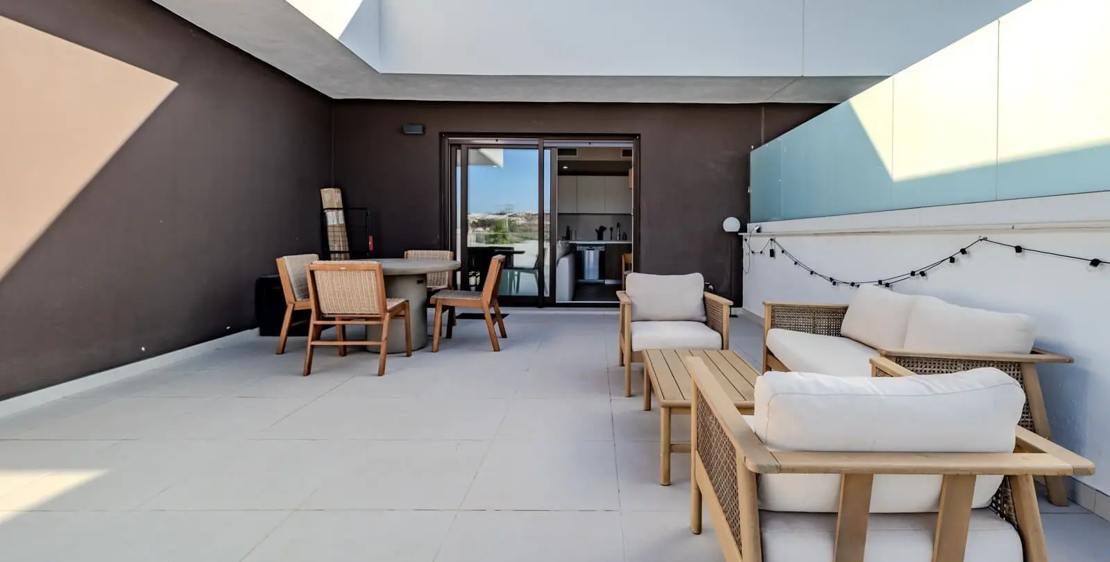 Sale of penthouse in Estepona 3
