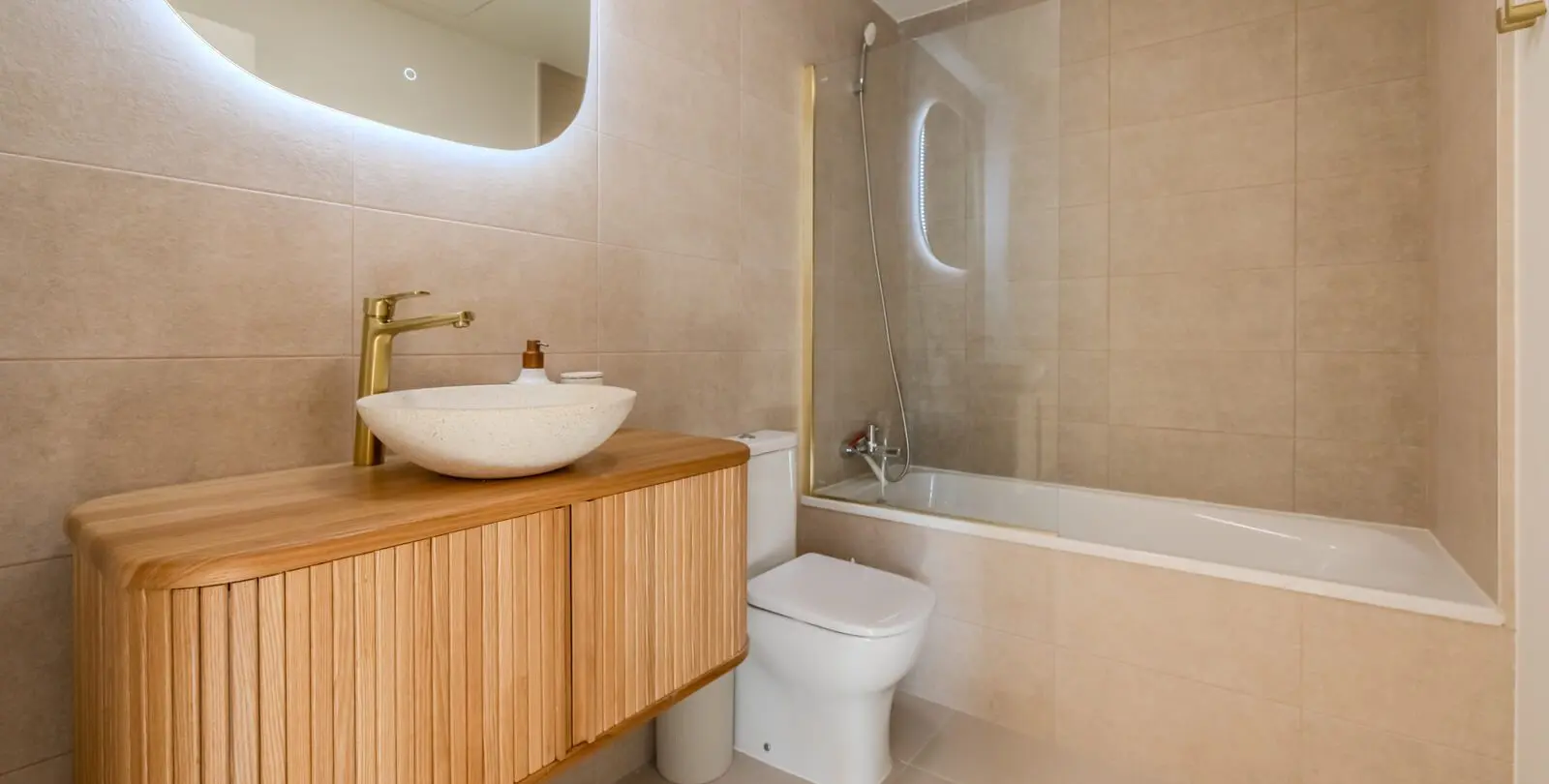 Sale of penthouse in Estepona 5
