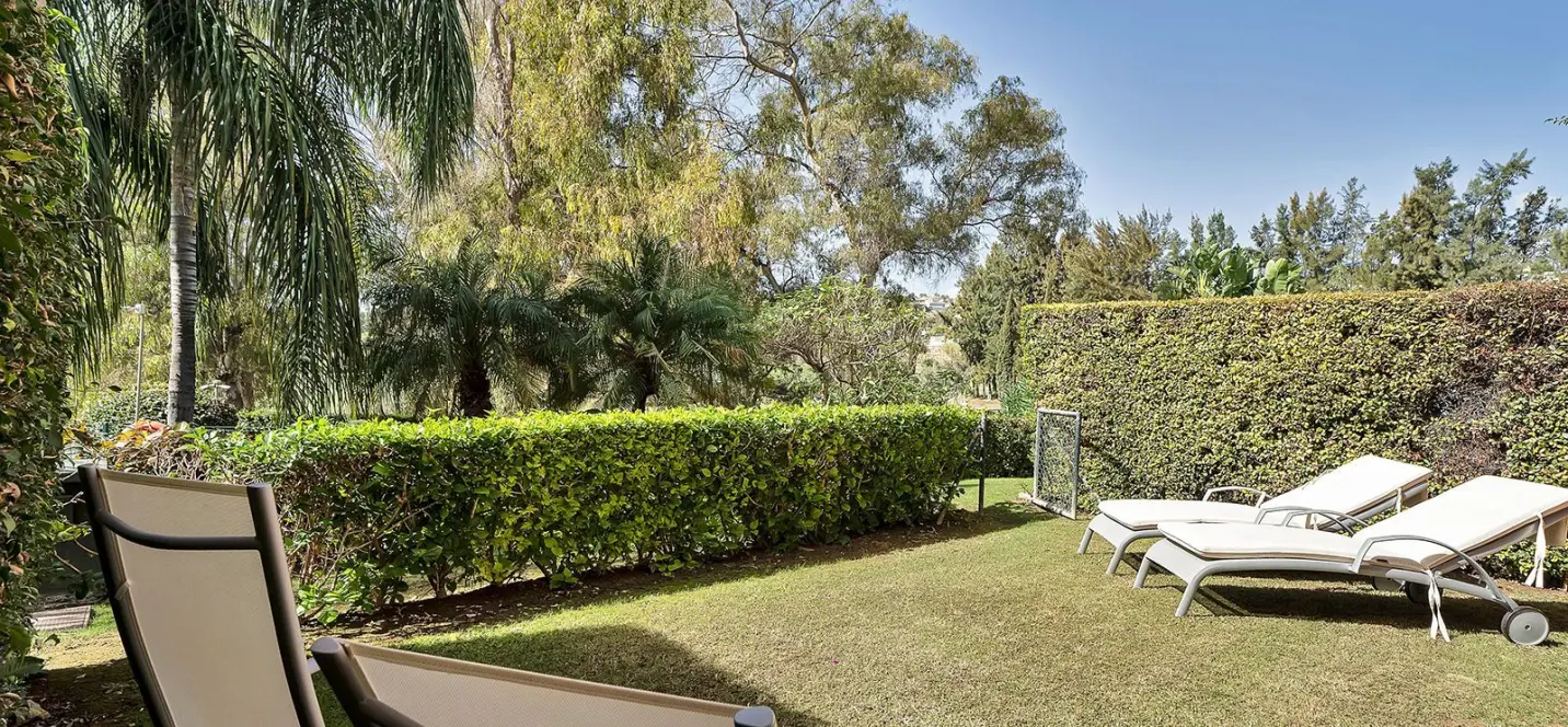 Sale of ground floor apartment in Atalaya 3
