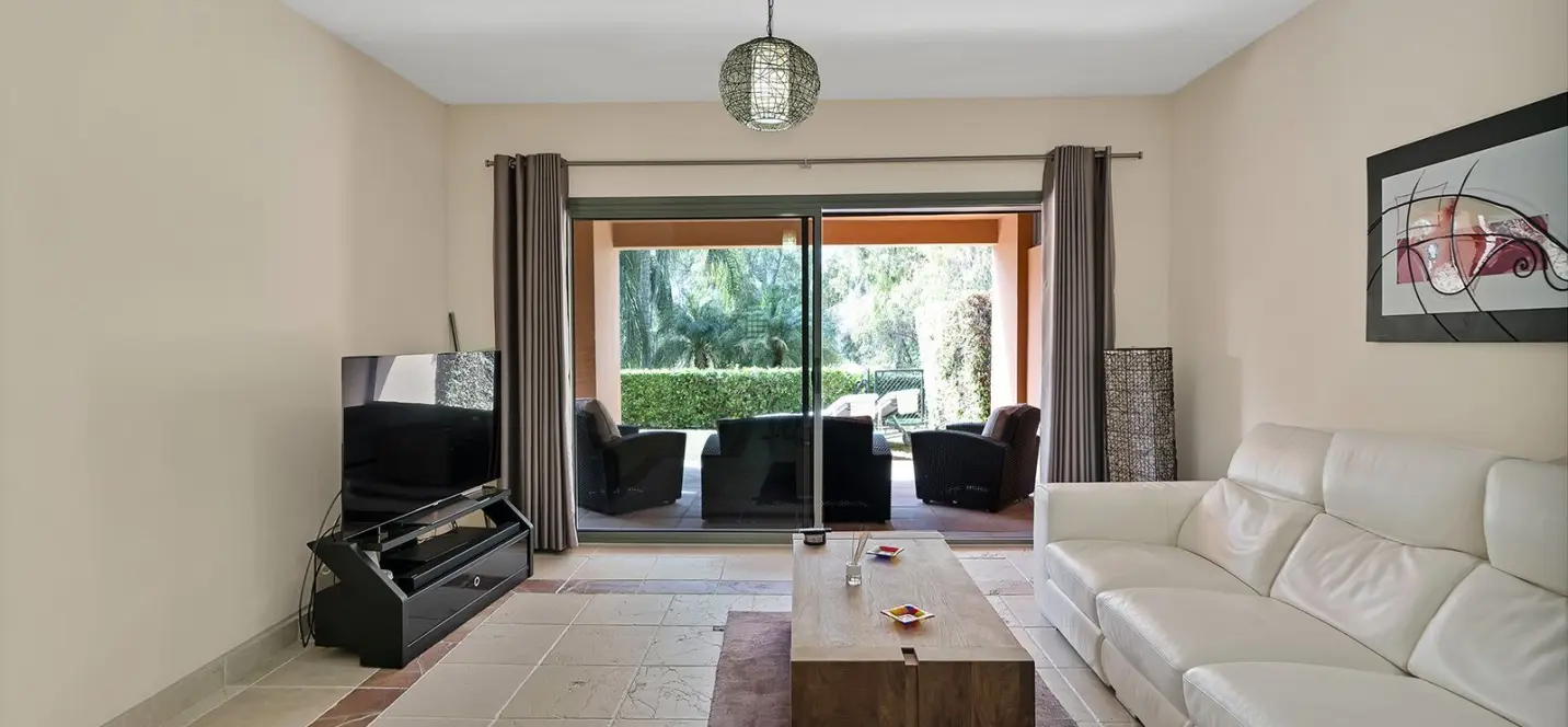 Sale of ground floor apartment in Atalaya 4