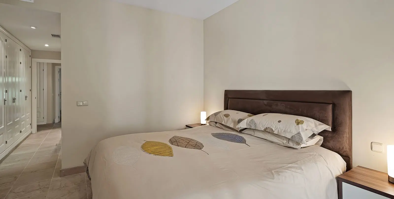 Sale of ground floor apartment in Atalaya 19