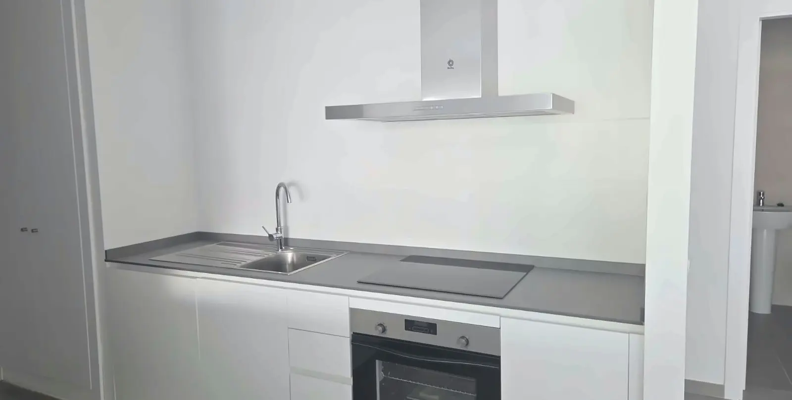 Sale of middle floor apartment in Benalmadena Costa 7
