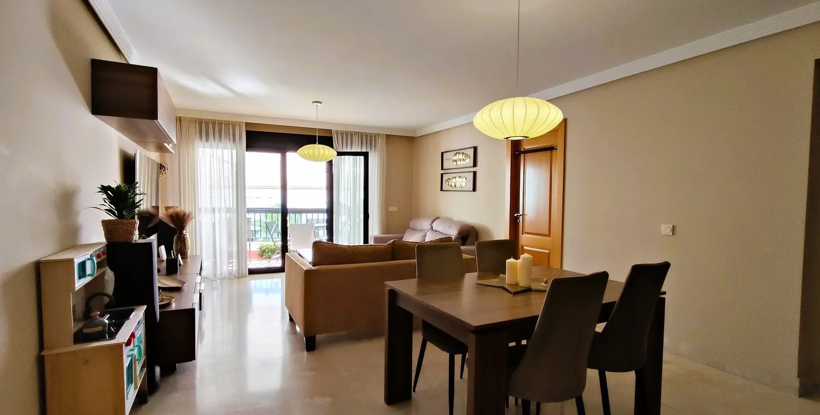 Sale of middle floor apartment in San Pedro de Alcántara 6