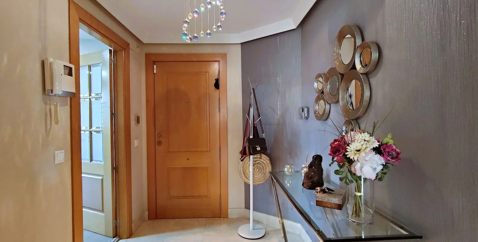 Sale of middle floor apartment in San Pedro de Alcántara 10