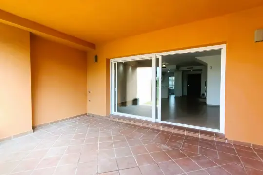 Image 4 thumb