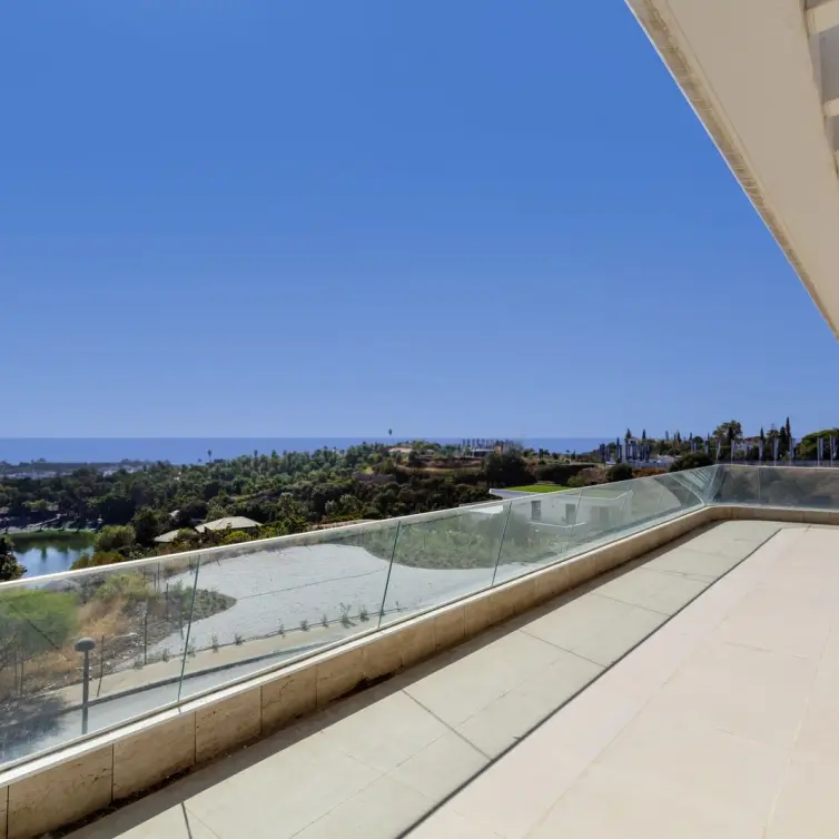 Sale of penthouse in Selwo