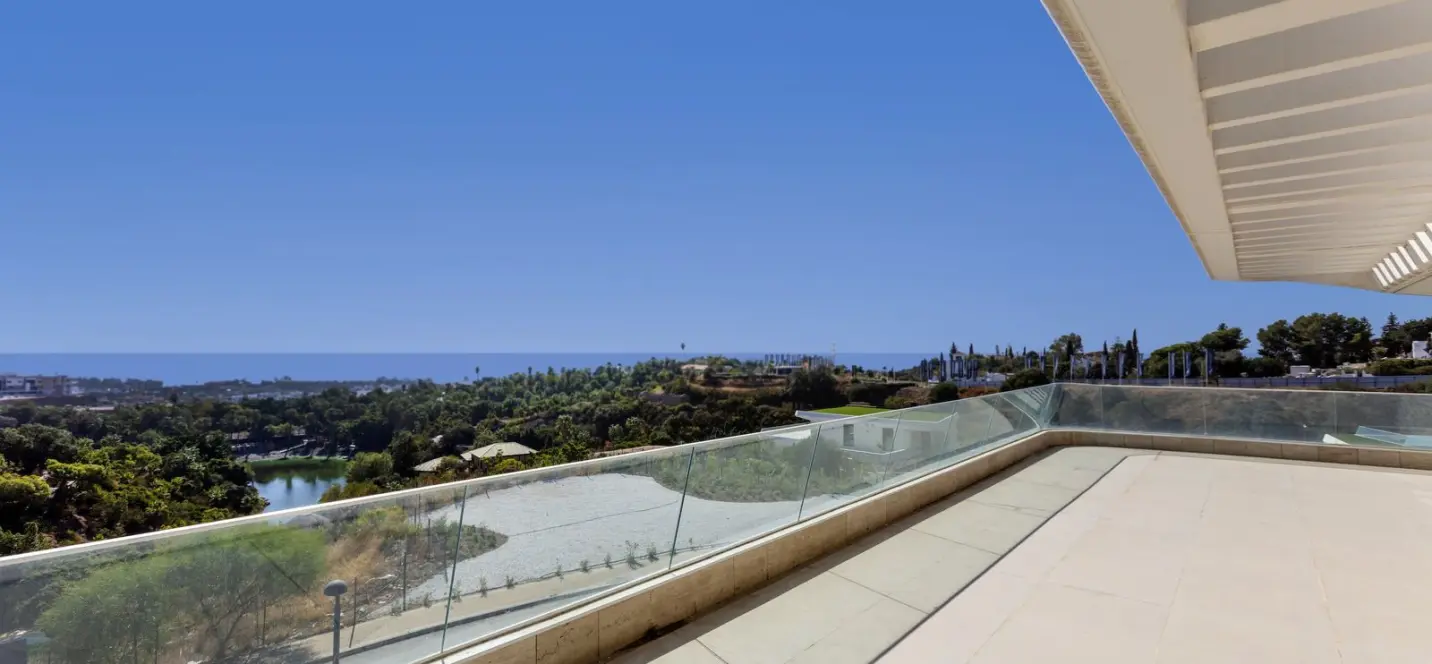 Sale of penthouse in Selwo 0