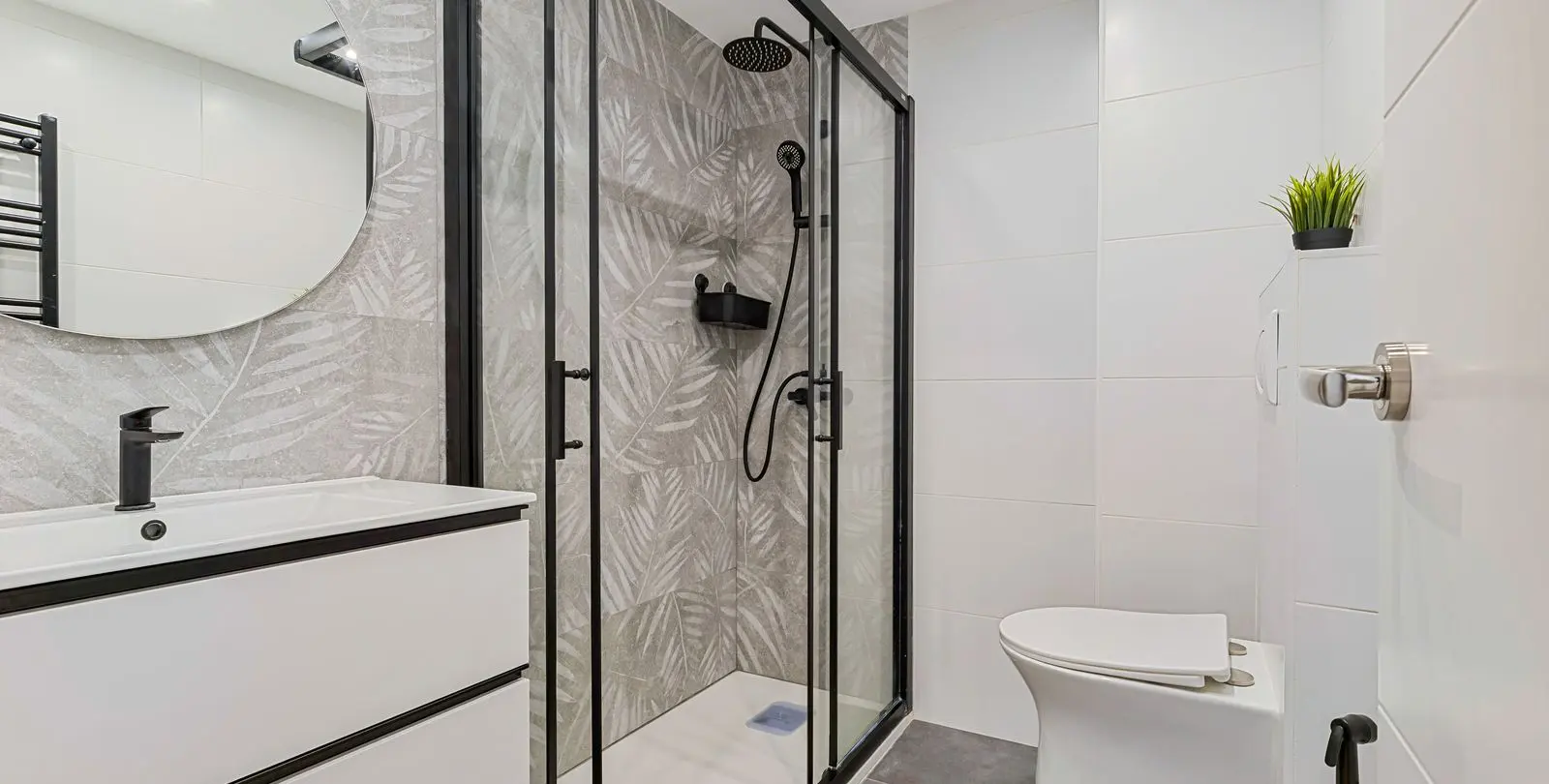 Sale of middle floor apartment in Torreblanca 10