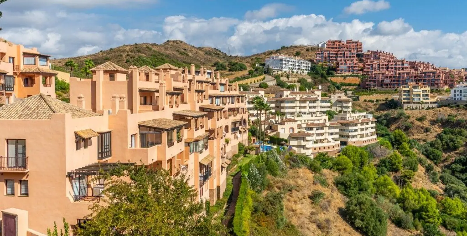 Venta de dúplex en Calahonda 12