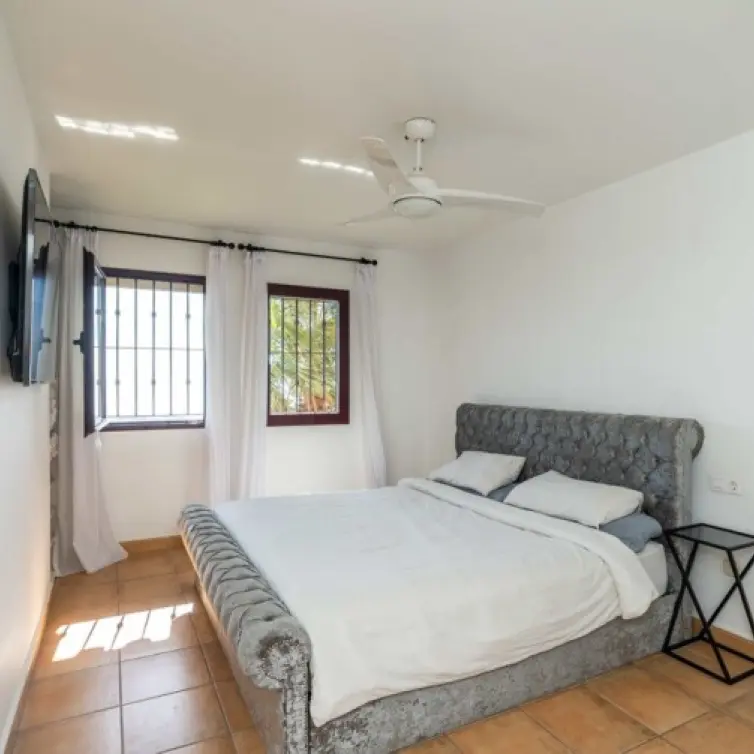 Sale of duplex in Calahonda