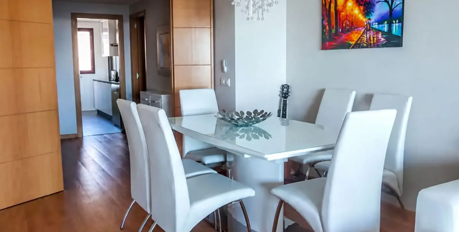 Продажа апартаментов на среднем этаже в Casares Playa 3