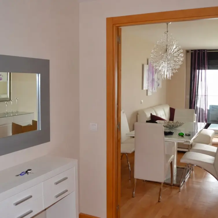 Продажа апартаментов на среднем этаже в Casares Playa