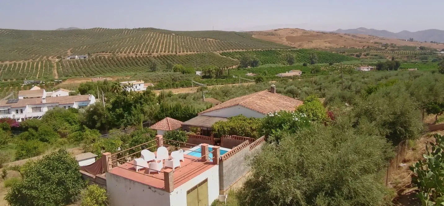 Venta de villa independiente en Alora 3
