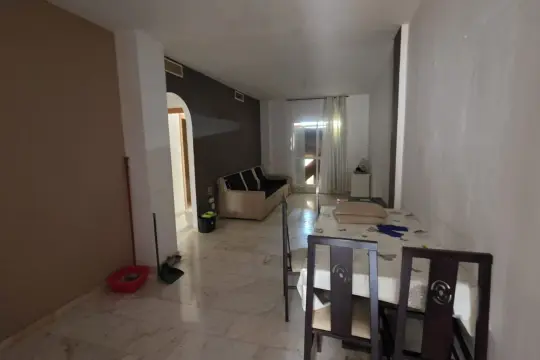 Image 4 thumb