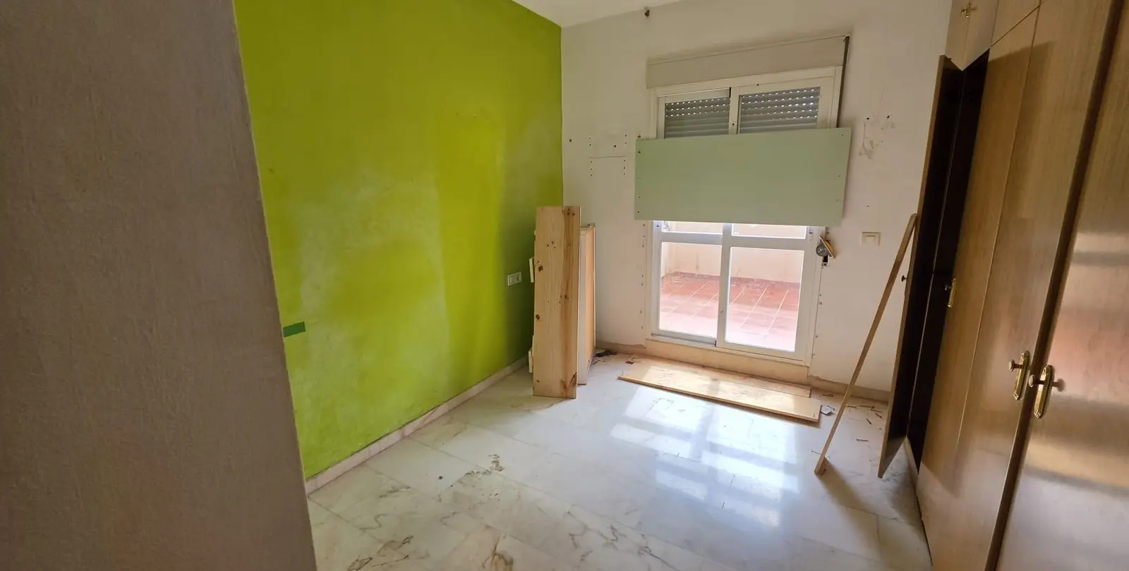 Venta de apartamento en planta media en Benalmadena 13