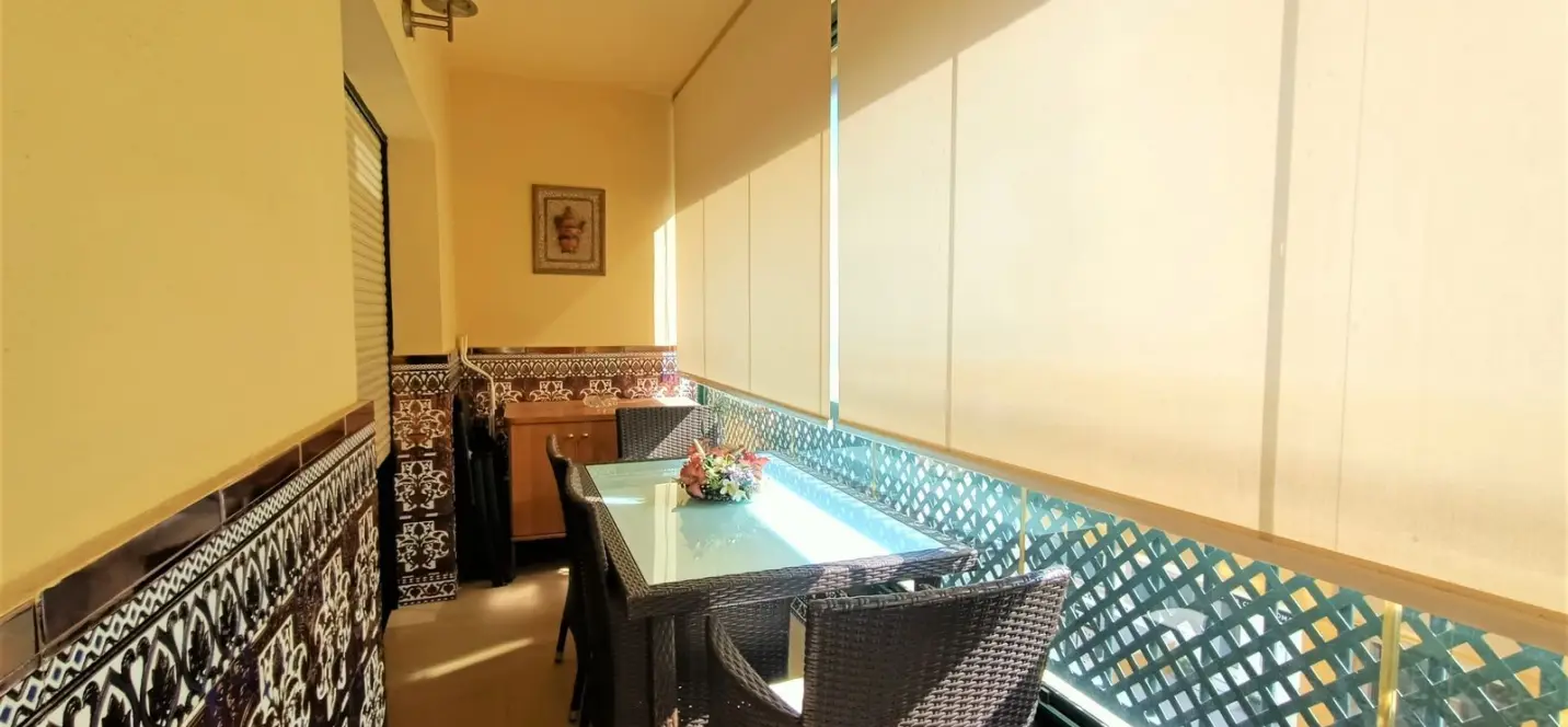 Sale of middle floor apartment in San Pedro de Alcántara 4