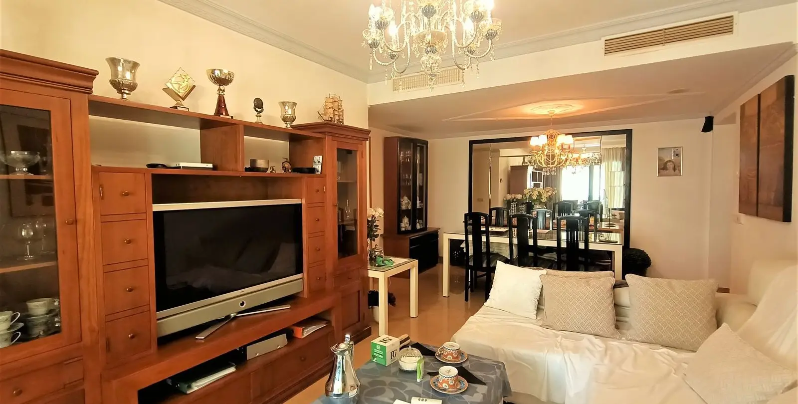 Sale of middle floor apartment in San Pedro de Alcántara 12