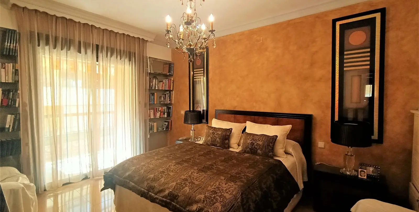 Sale of middle floor apartment in San Pedro de Alcántara 17