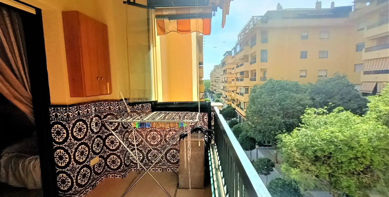 Sale of middle floor apartment in San Pedro de Alcántara 21