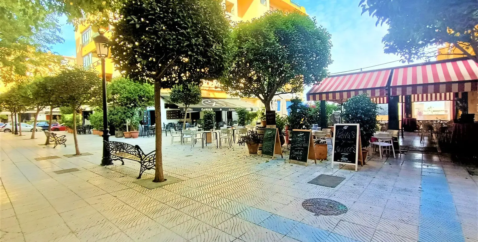 Sale of middle floor apartment in San Pedro de Alcántara 27