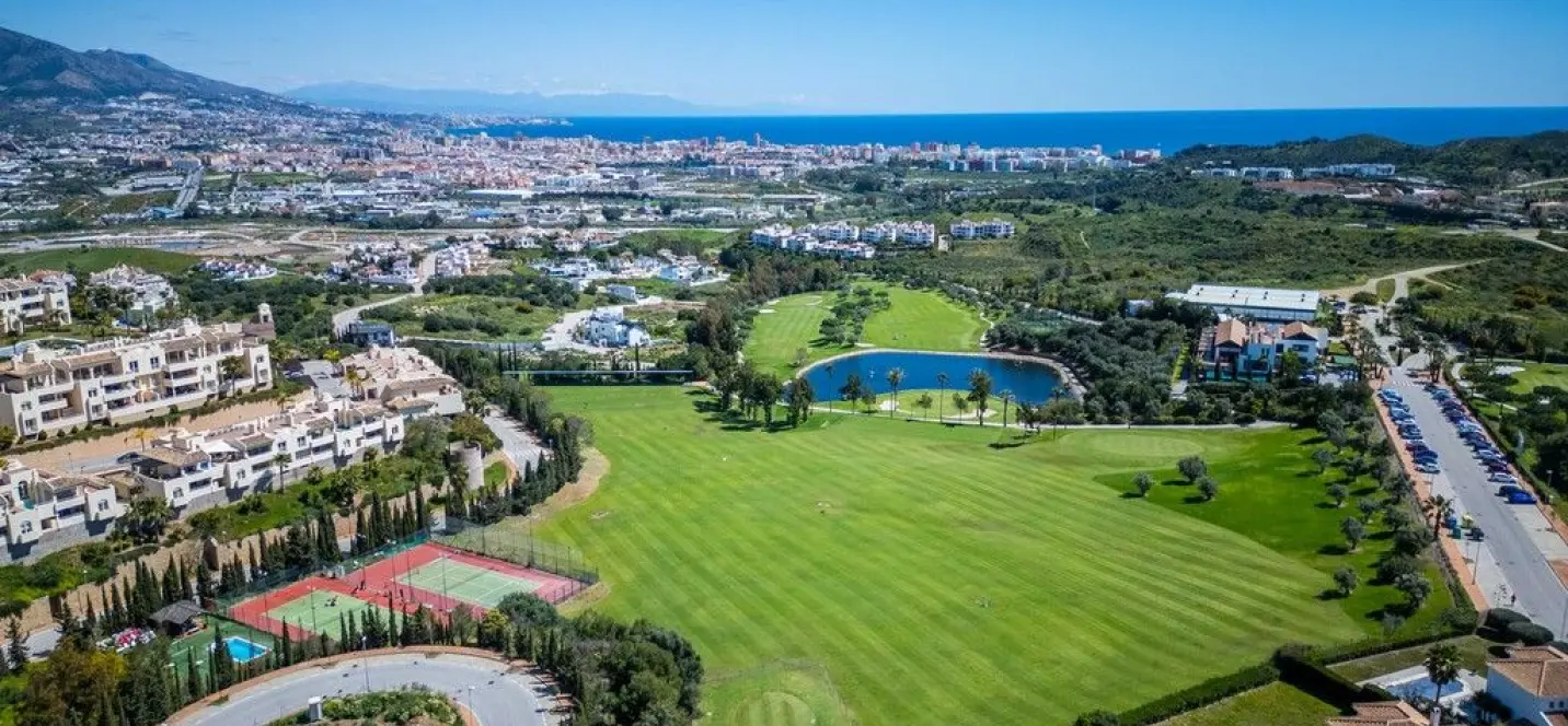 Sale of penthouse in Cerrado del Águila 4