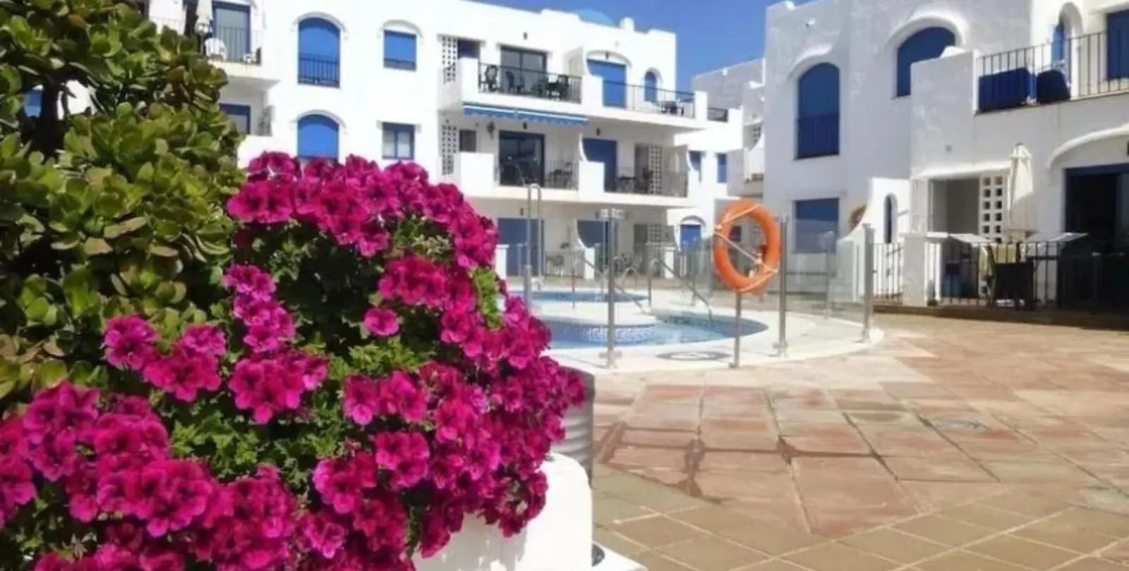 Sale of middle floor apartment in Marbella 5