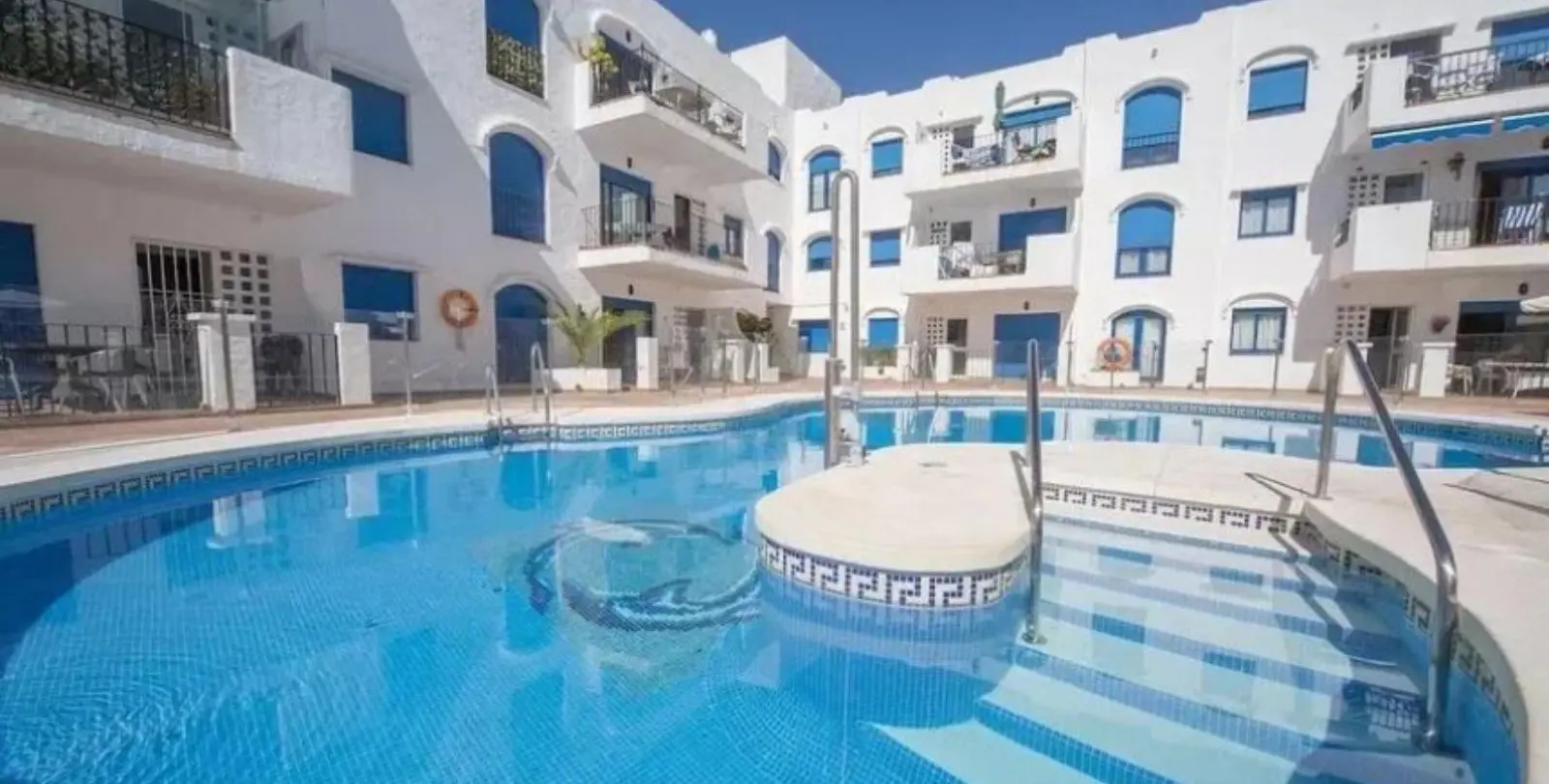 Sale of middle floor apartment in Marbella 6