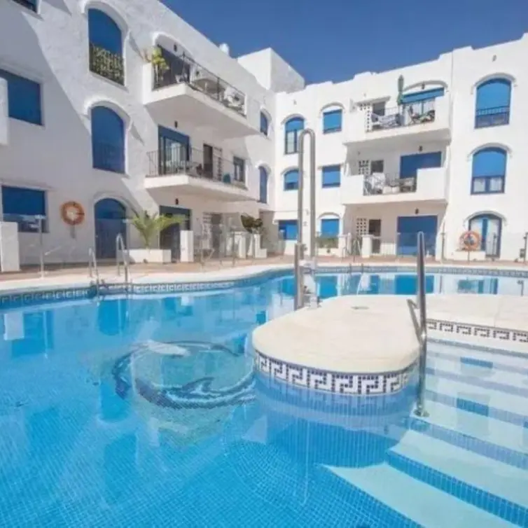 Sale of middle floor apartment in Marbella