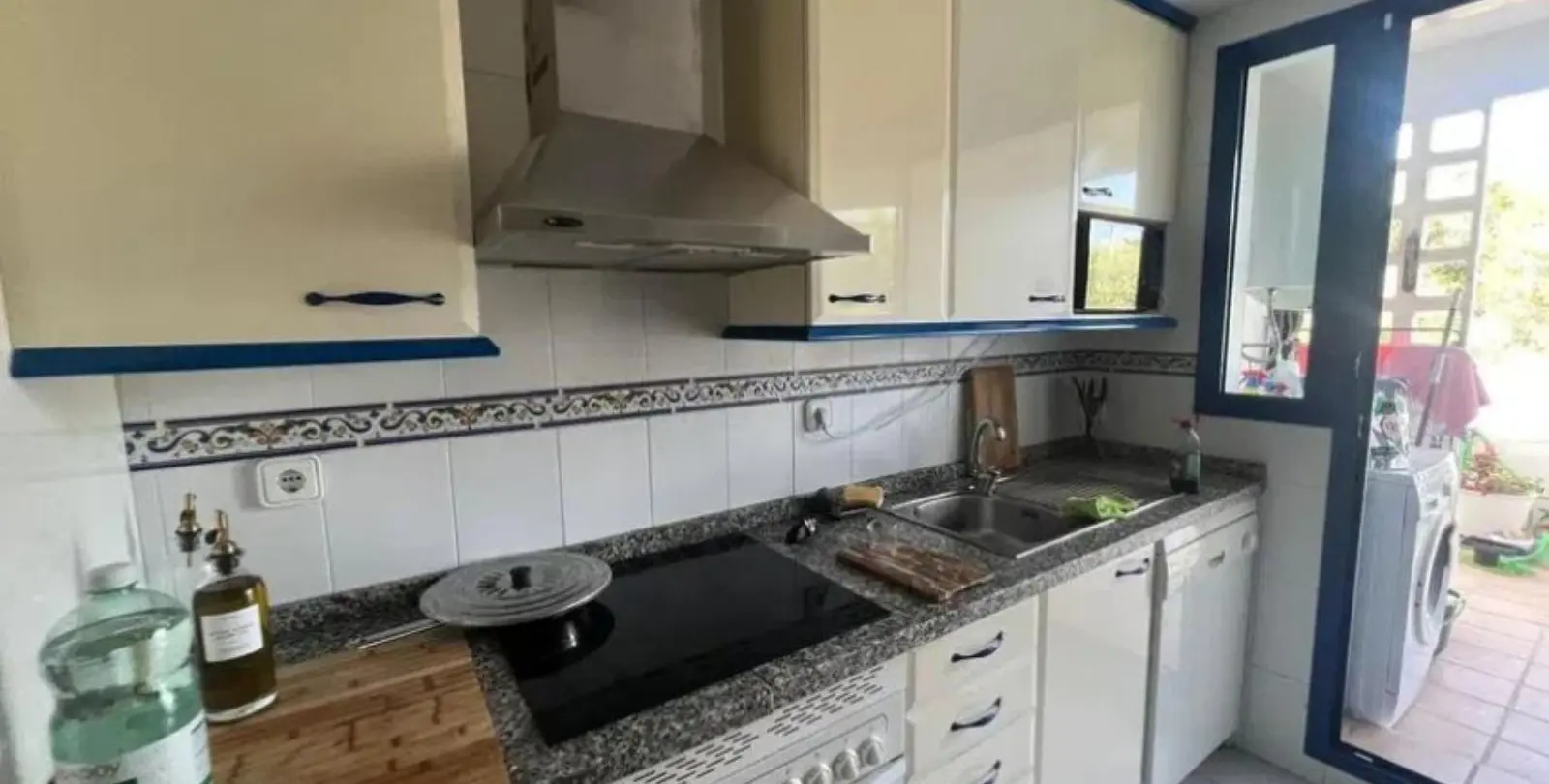 Sale of middle floor apartment in Marbella 9