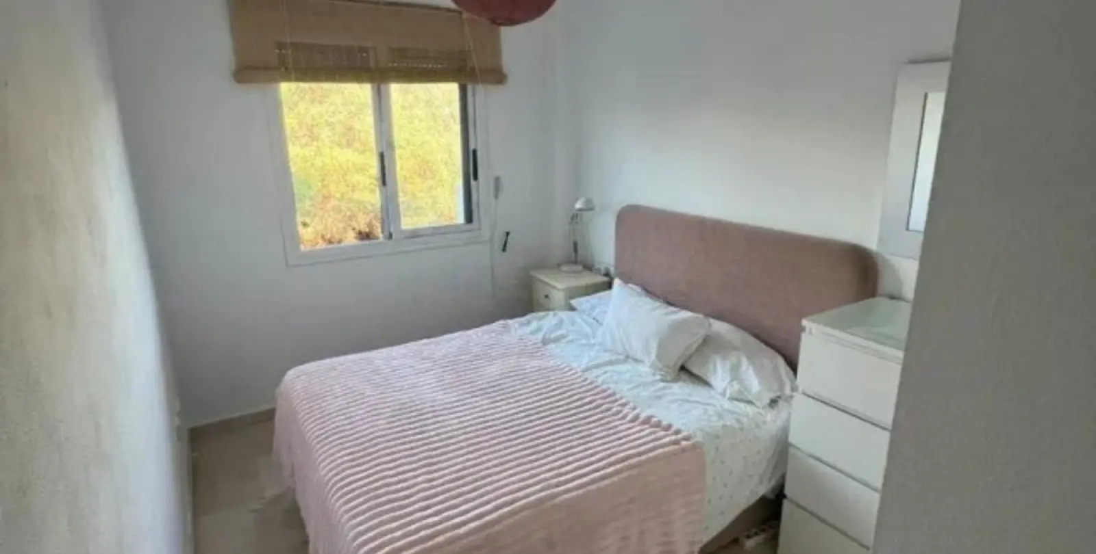 Sale of middle floor apartment in Marbella 10