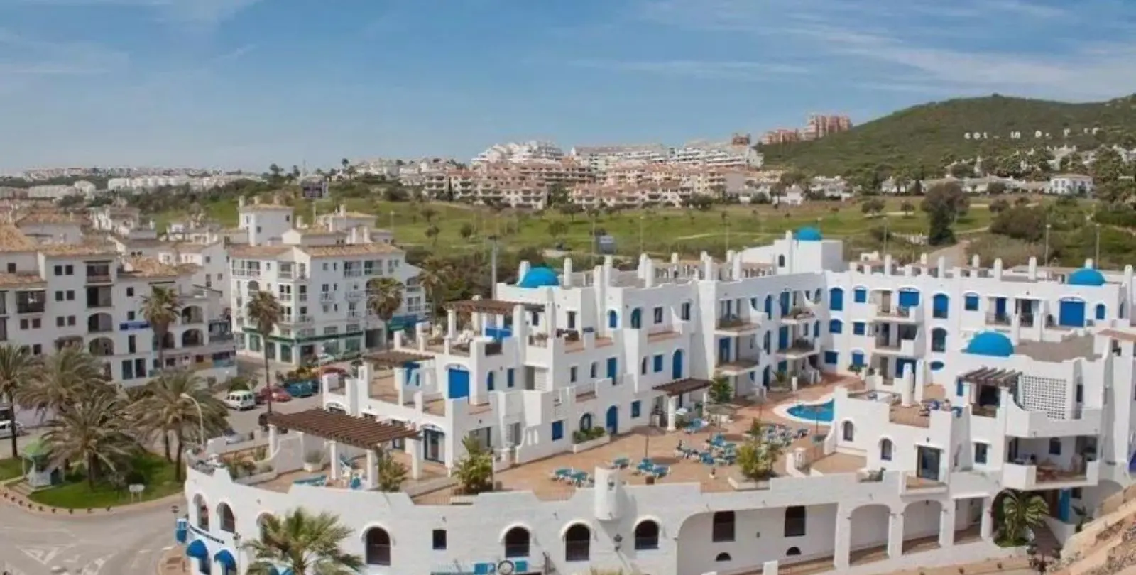 Sale of middle floor apartment in Marbella 16