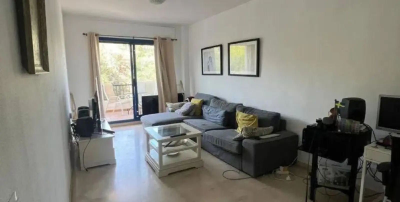 Sale of middle floor apartment in Marbella 20