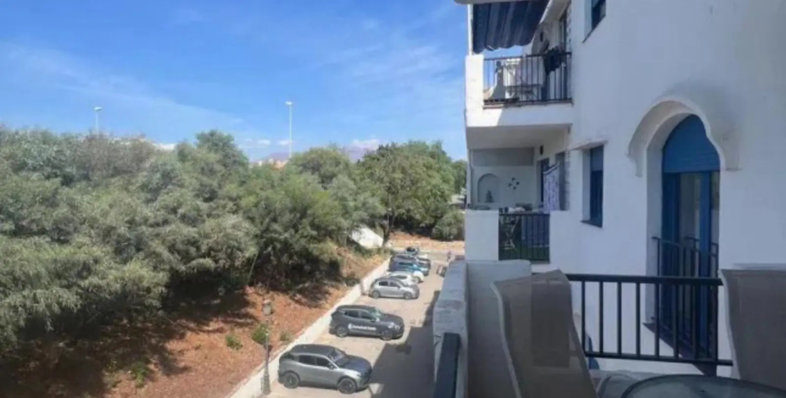 Sale of middle floor apartment in Marbella 23