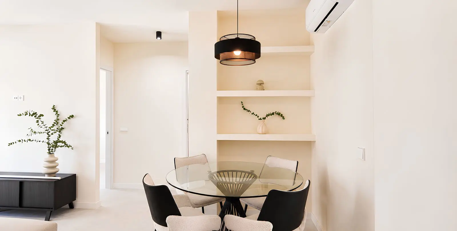 Sale of middle floor apartment in Los Boliches 6