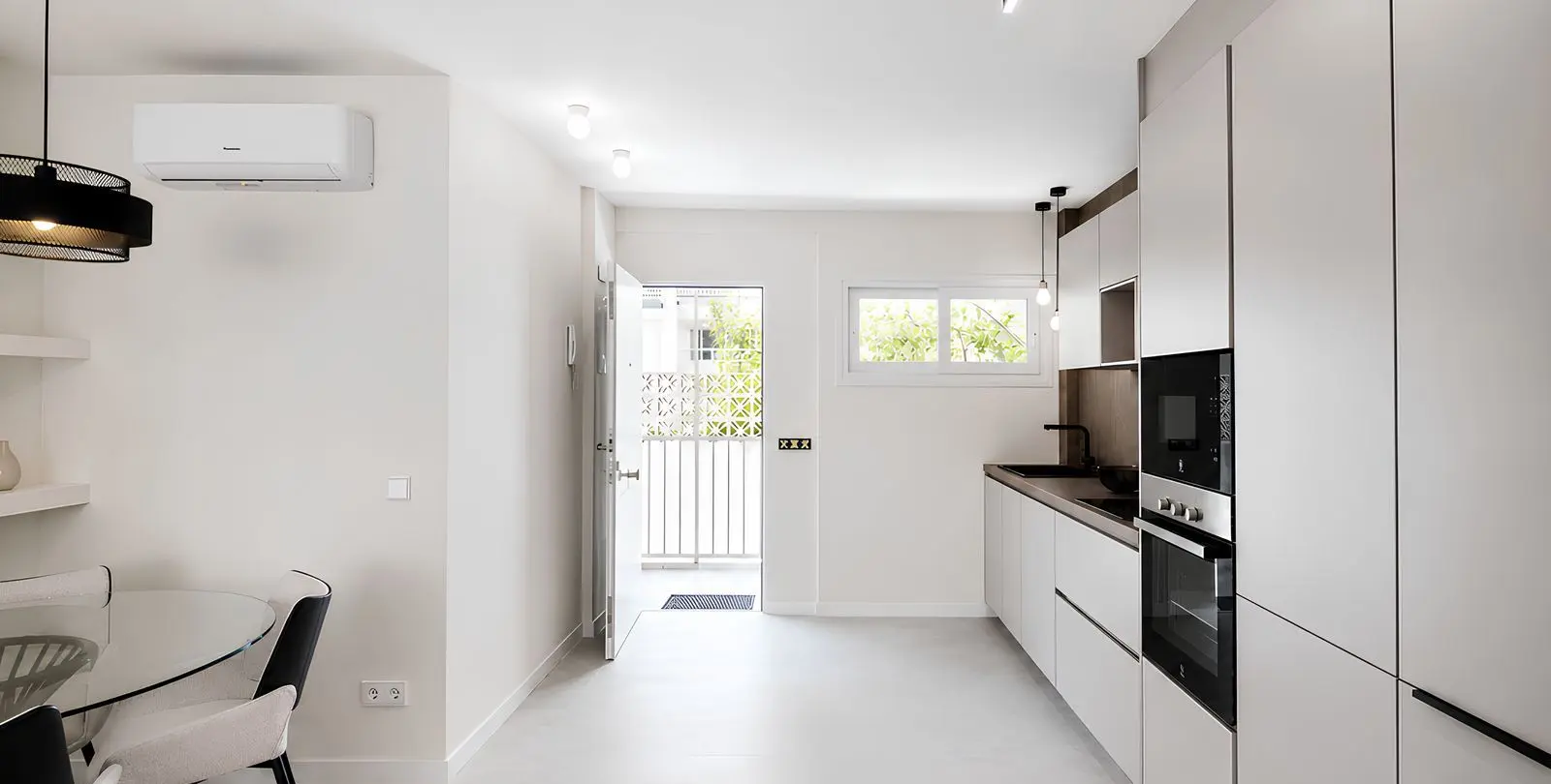 Sale of middle floor apartment in Los Boliches 8