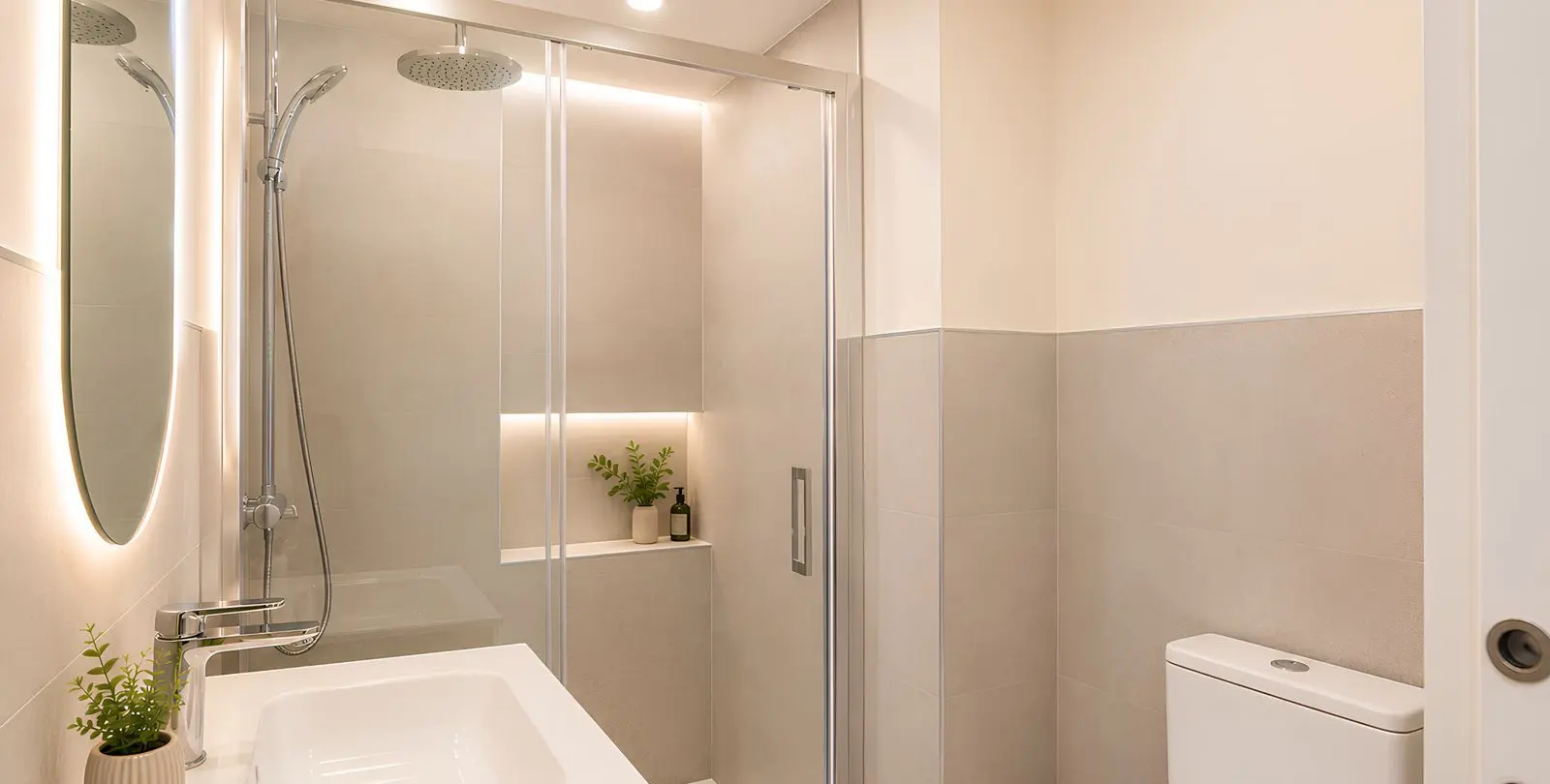 Sale of middle floor apartment in Los Boliches 14