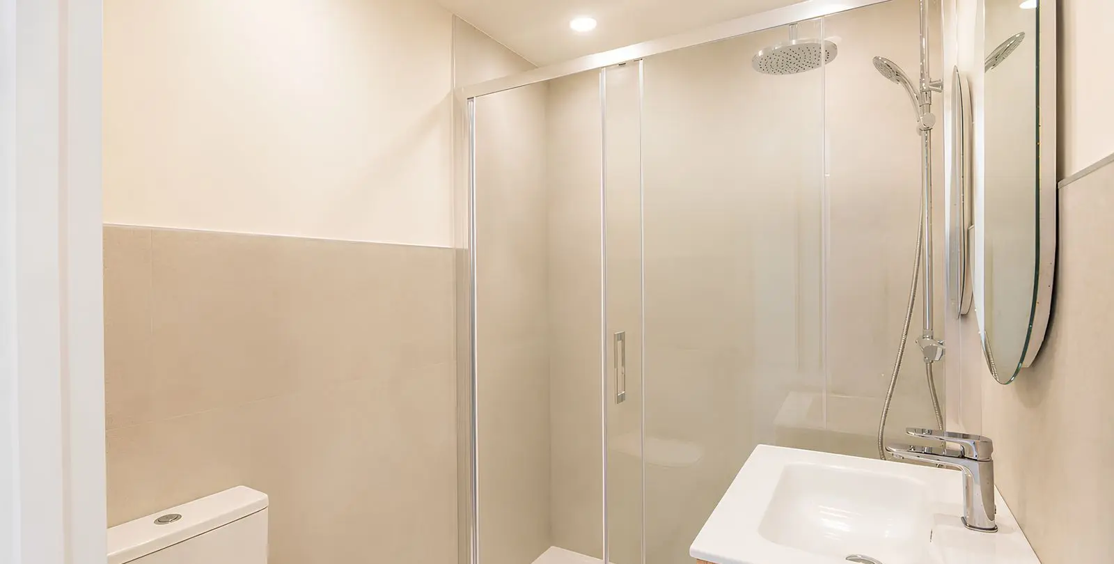 Sale of middle floor apartment in Los Boliches 16