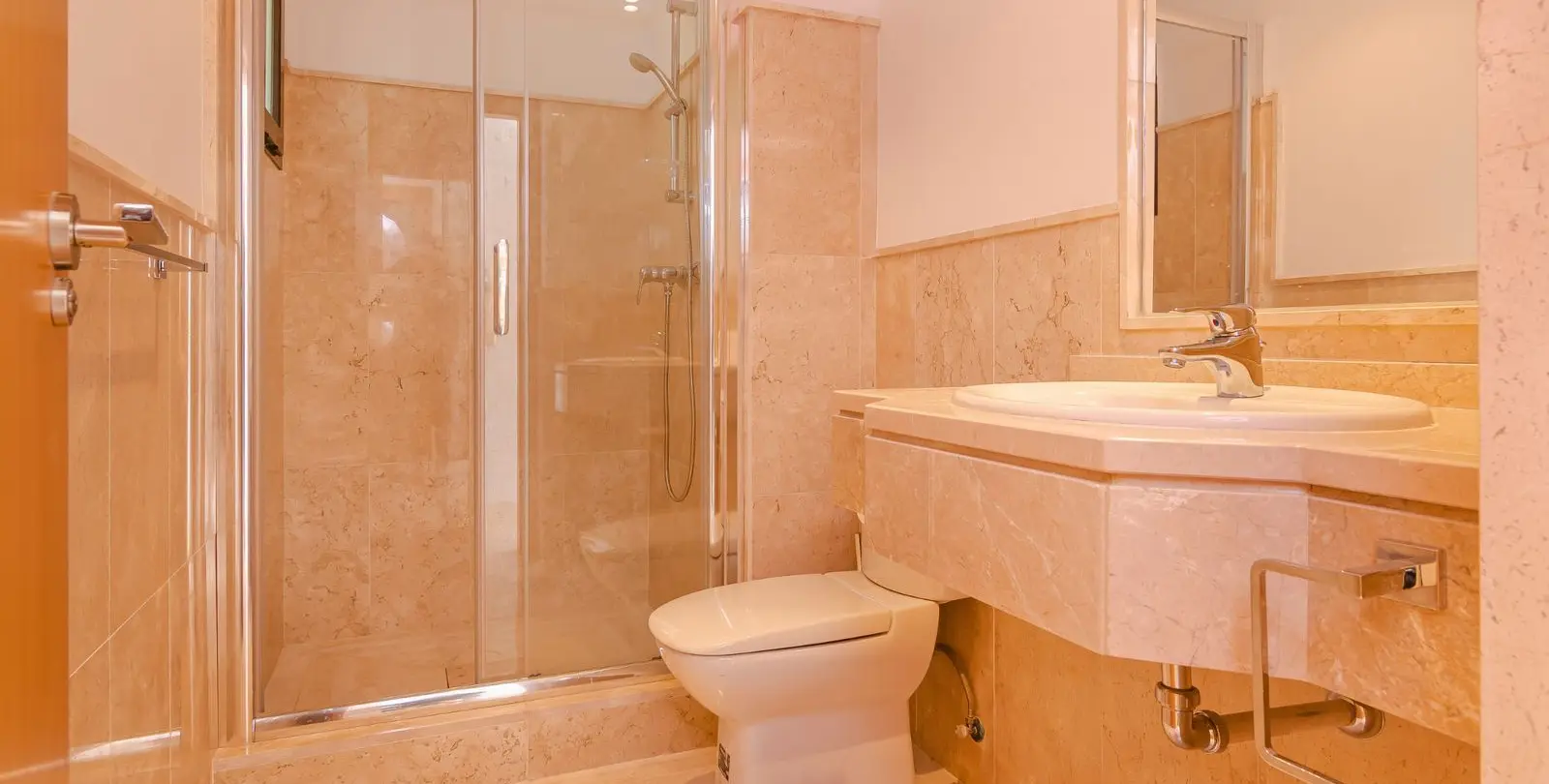 Sale of penthouse in Casares Playa 20