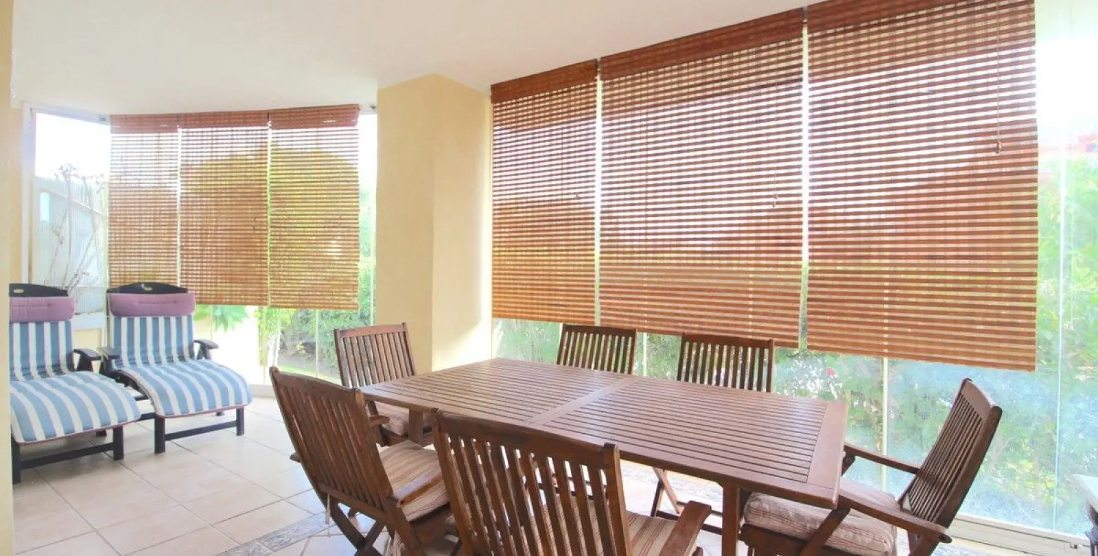 Venta de apartamento en planta baja en Bahía de Marbella 3