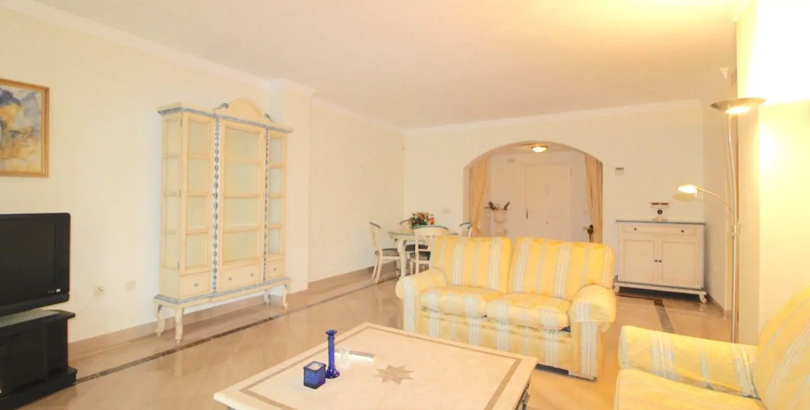 Venta de apartamento en planta baja en Bahía de Marbella 19