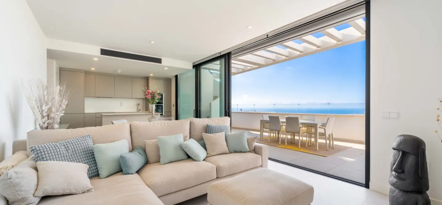 Sale of penthouse in Fuengirola 1