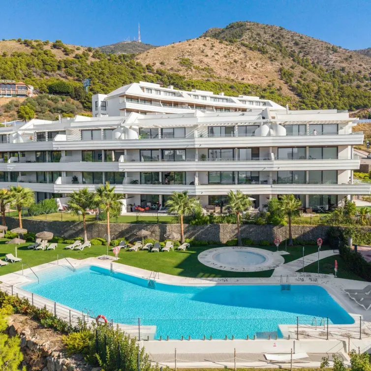 Sale of penthouse in Fuengirola
